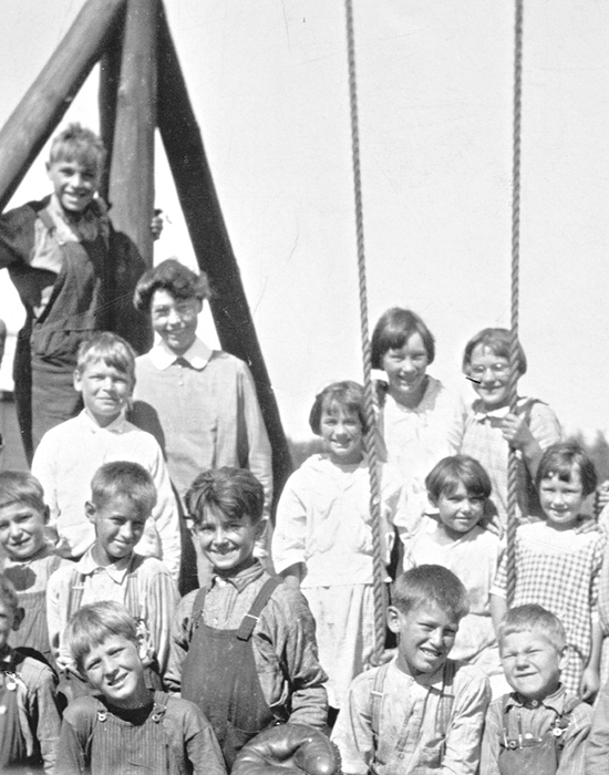 Sister Catherine Donnelly and students in 1939